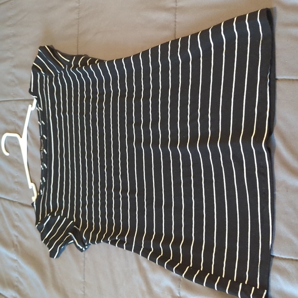 The perfect work top. - Picture 2 of 4